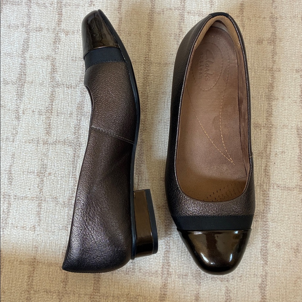EUC Clarks Juliet Monte Bronze/Brown multi-shade flats *7 Wide*